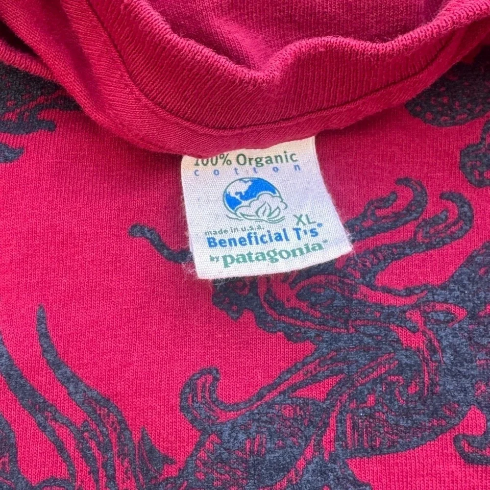 RARE Patagonia Beneficial Ts Vintage Surf 1999 Dragon Graphic Shirt Red XL USA